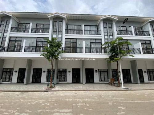 វីឡាកូនកាត់ LV លក់បន្ទាន់ខ្លាំង