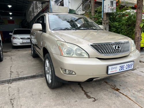 ឡានលក់ បងប្អូន RX330 ឆ្នាំ2004 ប៉ុង1ឡាននៅថ្មីណាស់បងប្អូន ធានាម្ចាស់ដើមទី1