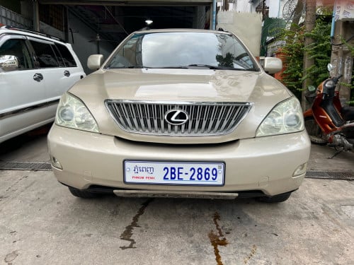 ឡានលក់ បងប្អូន RX330 ឆ្នាំ2004 ប៉ុង1ឡាននៅថ្មីណាស់បងប្អូន ធានាម្ចាស់ដើមទី1