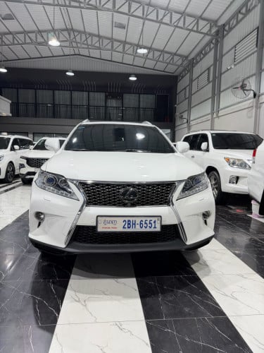 លក់​ RX350 015 full option ប៉ុងមួយ​ ក្នុងលឿង​ ម្ចាស់ដេីម​ផ្ទាល់​