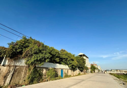 🔥 Urgent Land for Sale – High Potential Area! 🔥