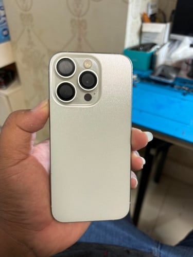 15 Pro   128G CH/A  អត់ស្កេន នៅស្អាត់របស់ប្រើផ្ទុល ថ្ម89