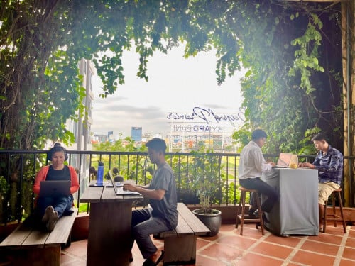 Co-working space at Chroy Changvar