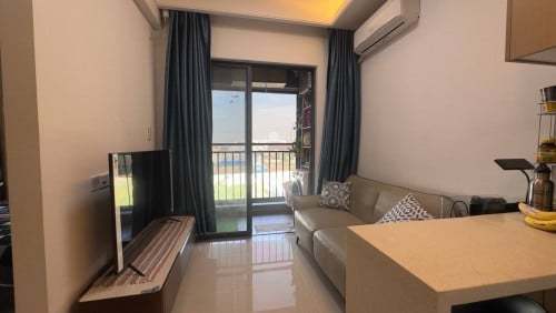 Condo for rent at 60M