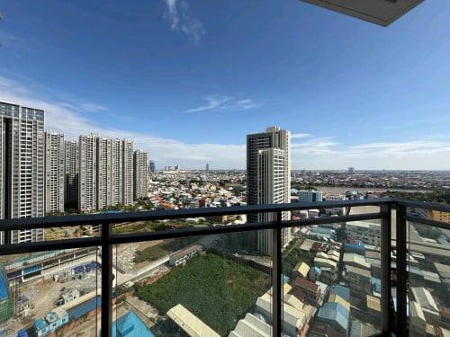Condo Urban Village 2bed Sale under market price