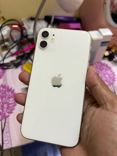 Iphone 11 64G CH ដាក់សុីមបាន2