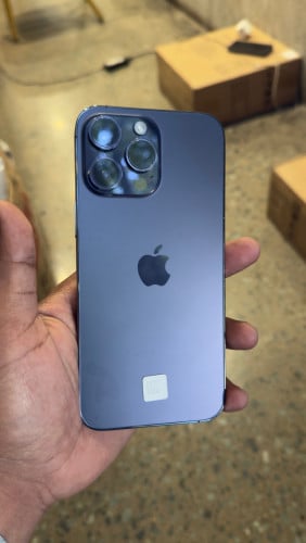 iPhone 14proMax LLA 256G ធានាសានុំ