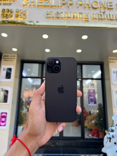 iPhone 15 LL/A 256G ស្អាត 99% សំនុំសុីន 510$