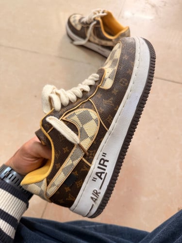 Nike LV original នៅ95%