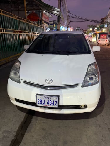 Prius 09 full ក្នុងលឿង