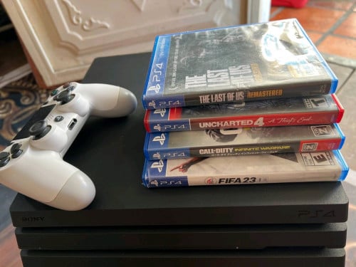 PS4 Pro 1TB used