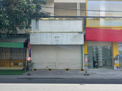 Shophouse for Rent in BKK3 – Good Offer✨