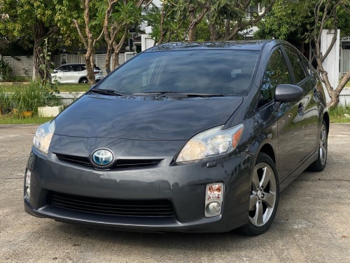 Toyota Prius 2010 option 5 Advanced ទេីបតែចូលស្តុកថ្មី តម្លៃល្អ បង់រំសល់សិក្សារ១ថ្ងៃដកឡាន