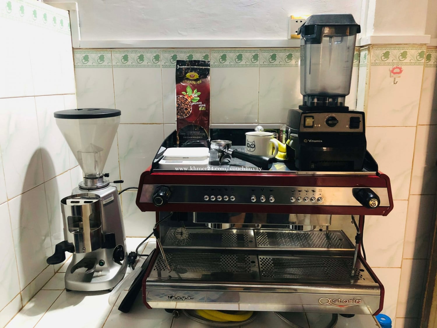 ម៉ាសុីនកាហ្វេសម្រាប់លក់ Coffee Machine For Sell