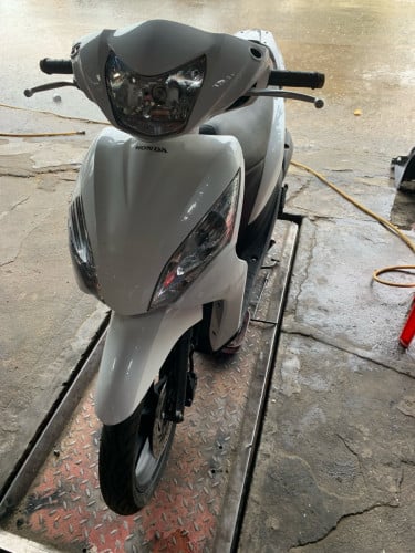 ចង់លក់វិញ