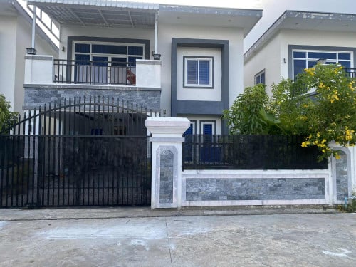 ផ្ទះជួល