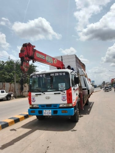 ឡានស្ទូច តម្លៃសមរម្យ ក្រោមទីផ្សា