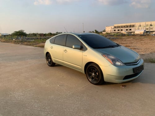 ឡានស្អាត លក់ប្រញាប់លុយ