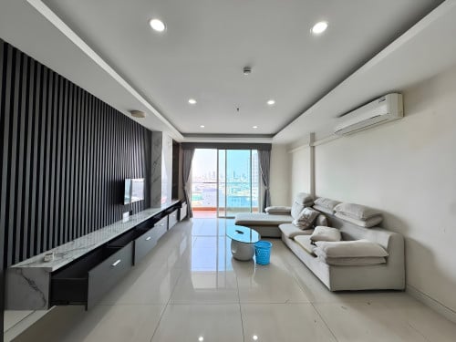 𝐅𝐨𝐫 𝐑𝐞𝐧𝐭: 2-Bedroom Apartment – Olympia City Condo