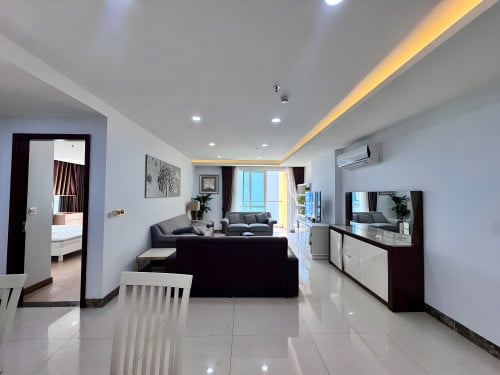 𝐅𝐨𝐫 𝐑𝐞𝐧𝐭: 2-Bedroom Apartment – Olympia City Condo