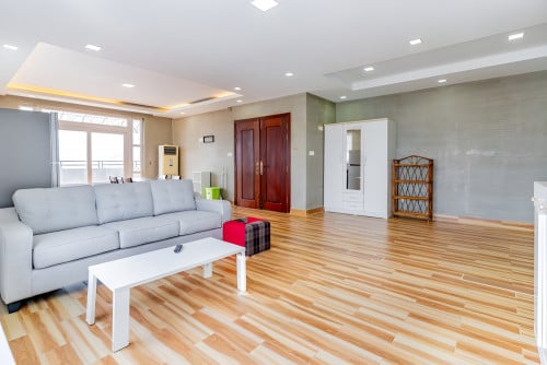 𝐅𝐨𝐫 𝐑𝐞𝐧𝐭: 2-Bedroom Apartment with Roof Top Terrance, Tunle Bassac