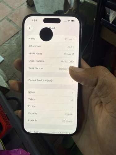 លក់iphone 15pass ប្រេីបានតែwifiស្ទេីរcameraមួយគ្រាប់​  អាចភ្ចាប់ទៅទូរសព្ទ័មួយទៀតបាន