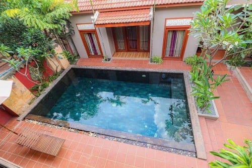 Boutique 6-Bedroom for Rent