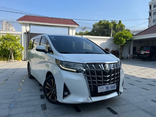 Alphard 2017 Russia