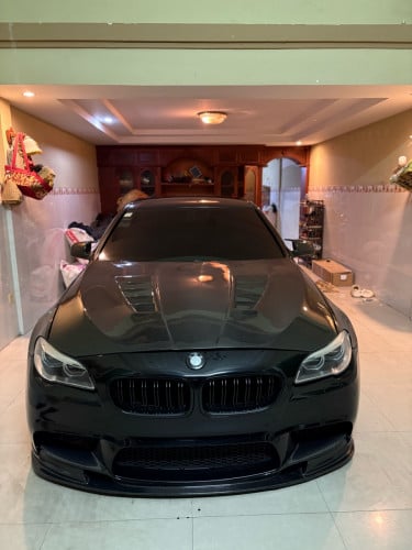 BMW 520i 2012 black  អ្វីដូរក៏បាន