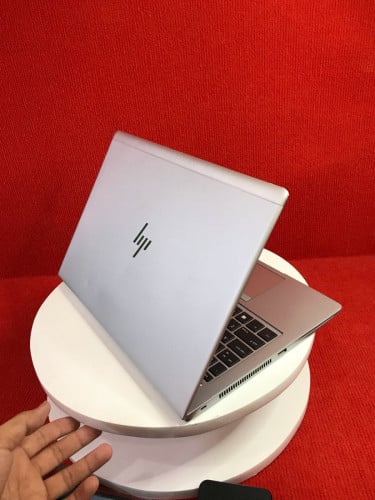 HP Elitebook Core i5-ជំនាន់ទី8 VGA ដាច់ 2GB   16GB-256GB