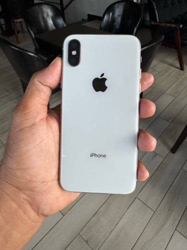iPhone X 64G (អេក្រង់​Gxស្រាំកញ្ចក់​)👉$68