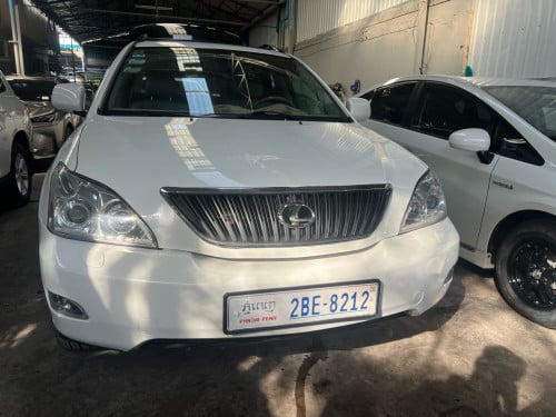 Lexus RX 330  year 2005
