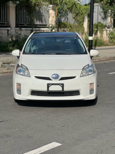 Prius 2010 Option 4 សូឡា ក្រដាស់ពន្ធ ធានាឡានថ្មីគ្មានទាស់