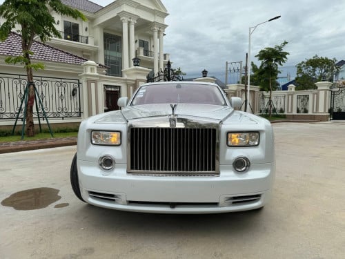 Rolls Royce Phantom 2011