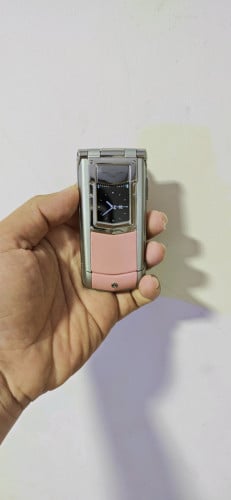 Vertu Ayxta