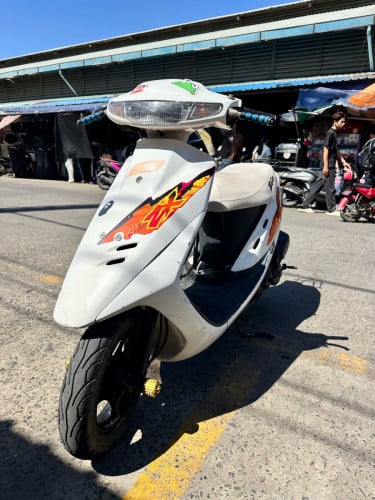 ម៉ូតូលក់