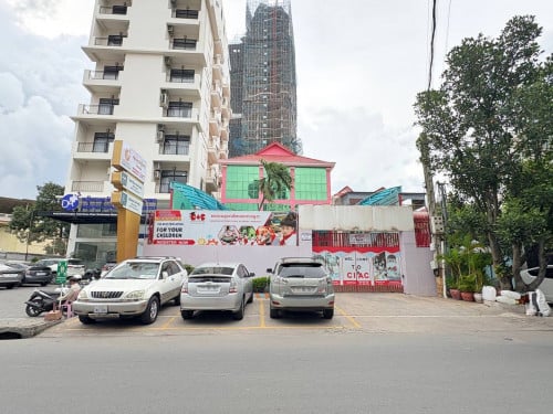 អគារសាលាសម្រាប់ជួល