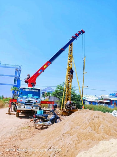 ឡានស្ទូចជួល