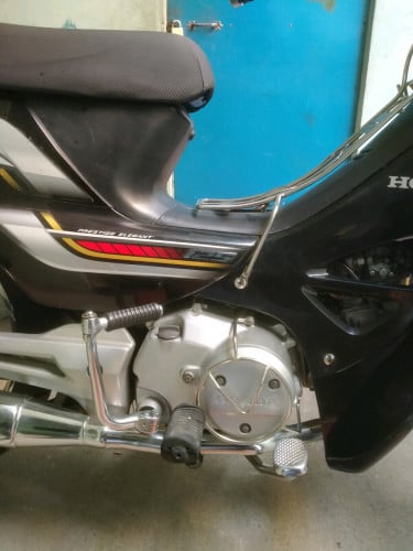 ទើបកាត់បានក្តៅៗ សំណុំខ្ចីណាស់1,230ដុល្លារចរចា ចង់បានទាក់ទងមក