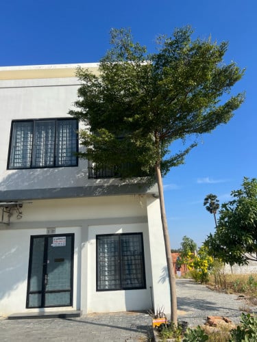 ផ្ទះលក់បន្ទាន់ ផ្ទះកែង