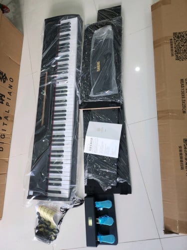 លក់ព្យាណូ ថ្មីតែ 125$