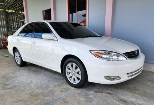 ប្រើផ្ទាល់ ម្ចាស់ប្រើថែណាស់មិនអោយត្រូវក្តៅថ្ងៃ រឺប្រឡាក់ដីទាន់ទេបាល័ន2002ពណ៍ស ធ្វើហើយមួយចប់ ឡានស្អាត