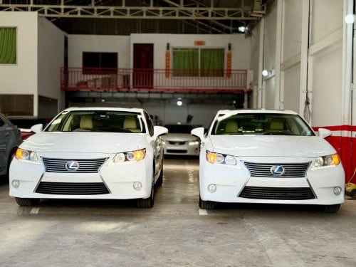 ស្តុក​ថ្មី​បងប្អូន​ទេីបតែ​មកដល់​ 2013 LEXUS ES300h Full Option Premium ក្រដាសពន្ធថ្មី​