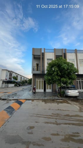 #House for Rent #ផ្ទះអាជីវកម្មសំរាប់ជូឭួល