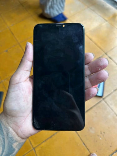 លក់អេក្រង់សុីនឆ្នូតIphone 11 Pro Max4$ថាច់នៅដំណើរការទាំងអស់