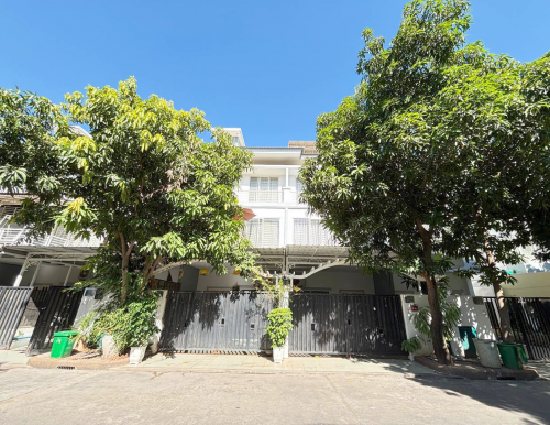 វីឡាកូនកាត់ LB សម្រាប់ជួល | Link Villa LB For Rent