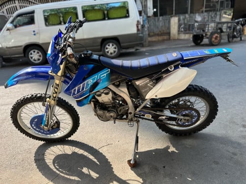 ម៉ូតូមានពន្ធកាត់WR250Fលក់ធូរ2200$