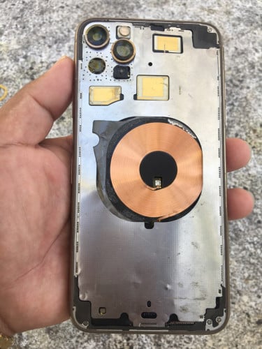 11Pro max ម៉ាស៊ីន​ជាប់​iCloud+កូដ​ដៃ 256GB លក់ 50$