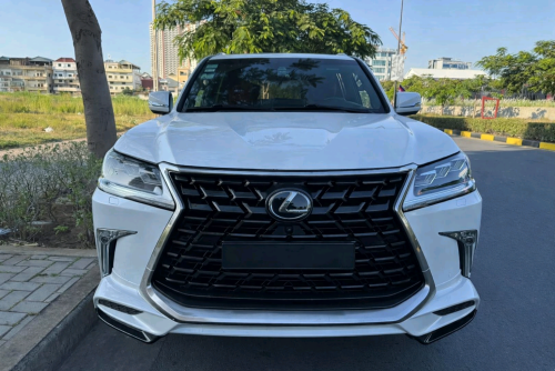 2021 Lexus 570 MBS VIP seat