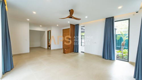 7 Bedroom Villa For Rent | Chbar Ampov | Phnom Penh